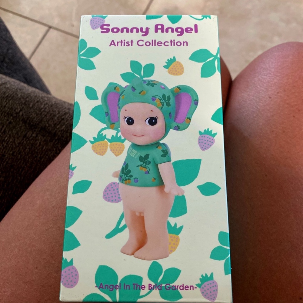 Sonny Angel Angel in the Bird Garden elephant